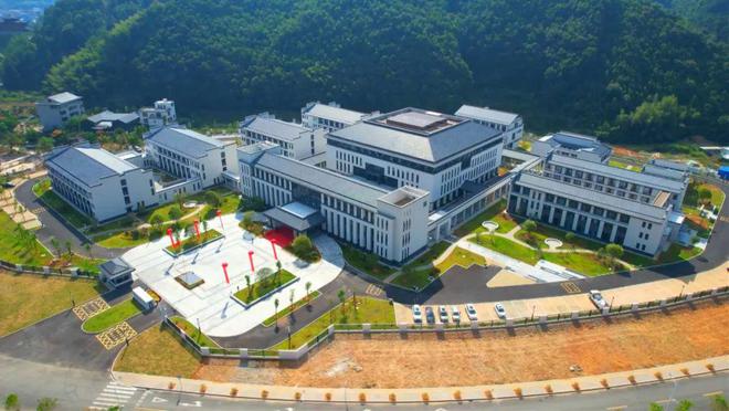 上市3周年世茂服務在閩南務實精進，全業務穩健發展